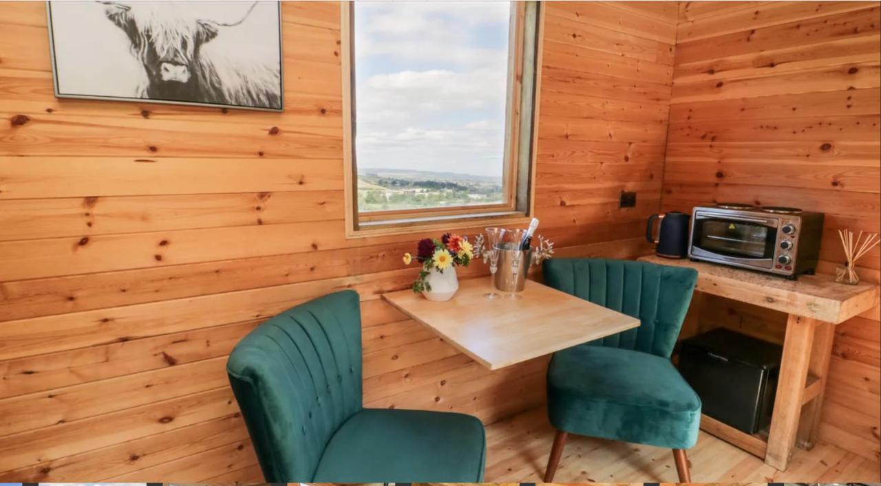 Shepherds Hut By Stepney Stays Scarborough Exterior photo
