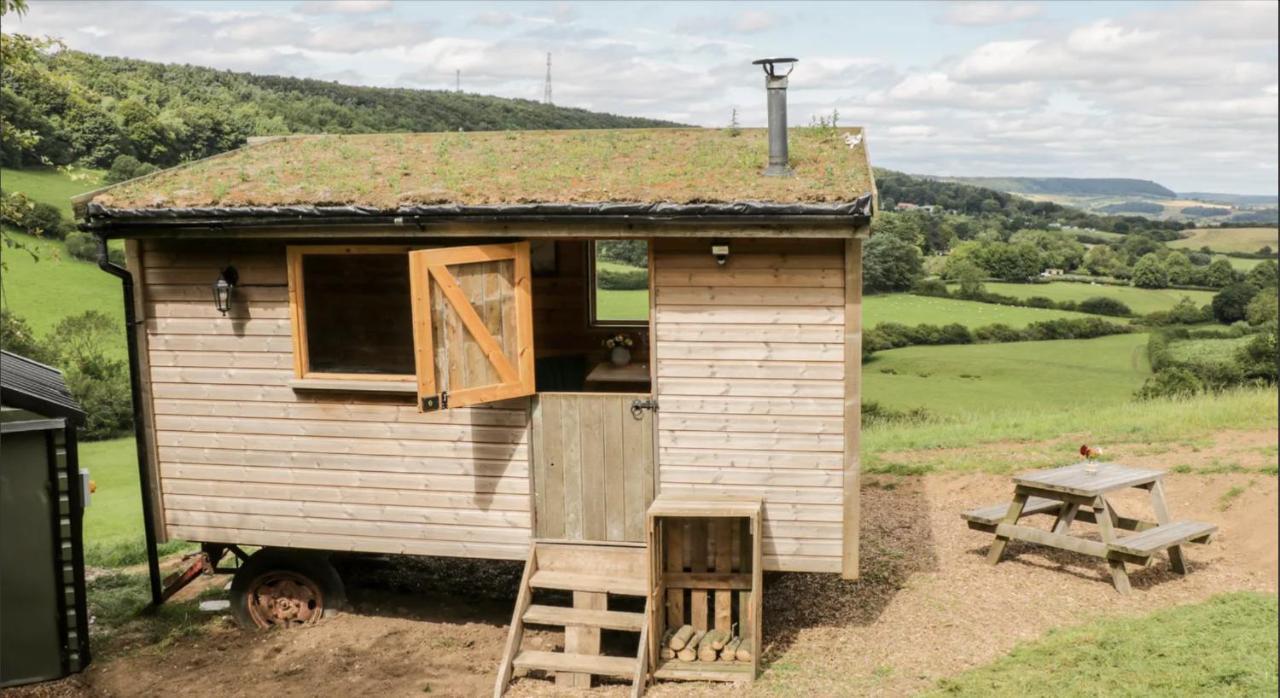 Shepherds Hut By Stepney Stays Scarborough Exterior photo